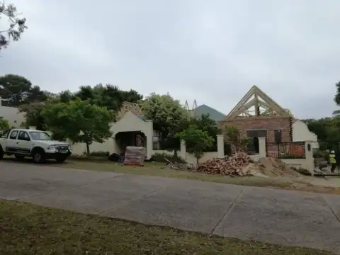 Renovations & Additions — photo 2 of the RS Contractors project