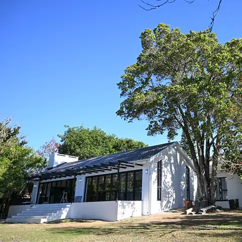 Weybridge Renovations & Additions — photo 7 of the RS Contractors project in Weybridge